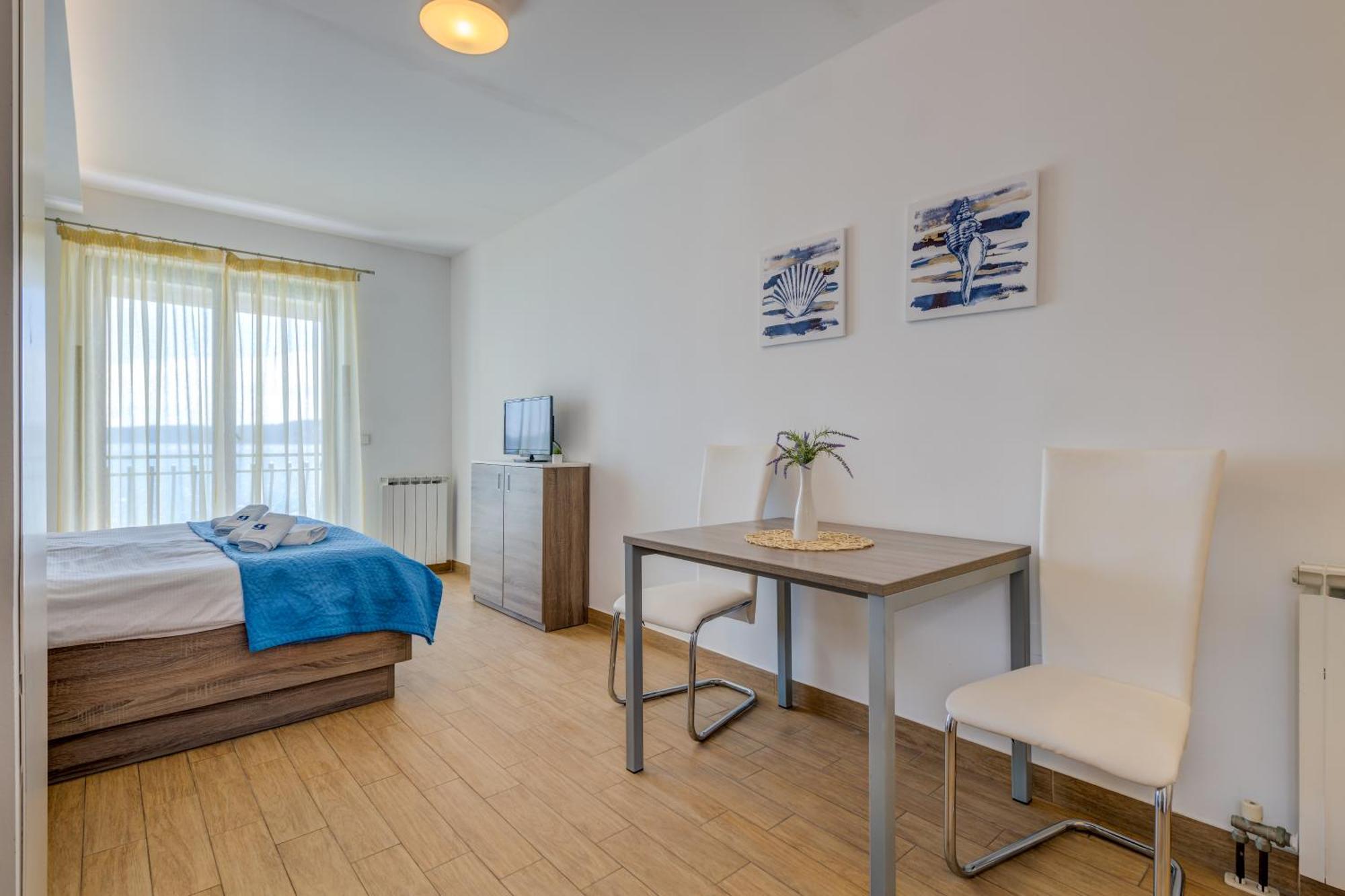 Apartments G Трогір Номер фото