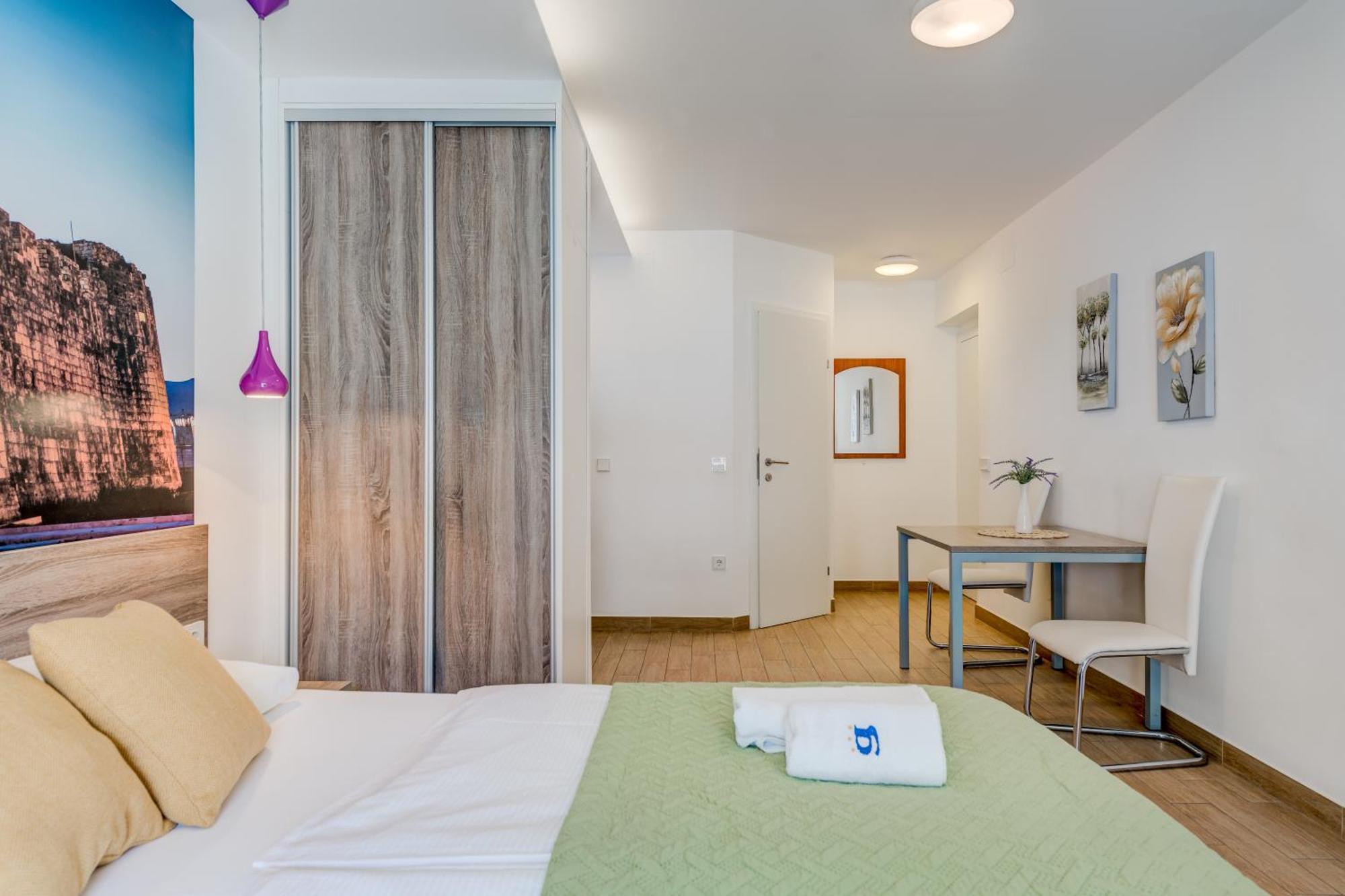 Apartments G Трогір Номер фото